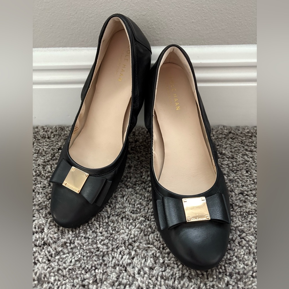 Cole Haan Black Women's Shoes with Bow Detail